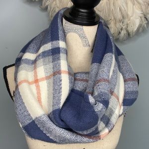 Large luxurious plaid scarf Raw Hem